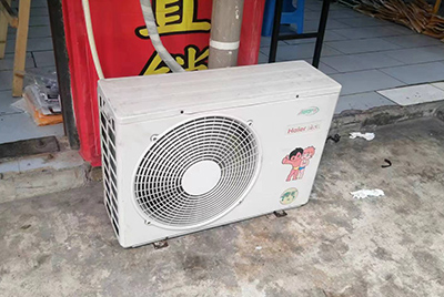 淮上空调突然不制冷只吹自然风怎么办？